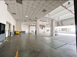 Bendemeer Road (D12), Warehouse #628399681